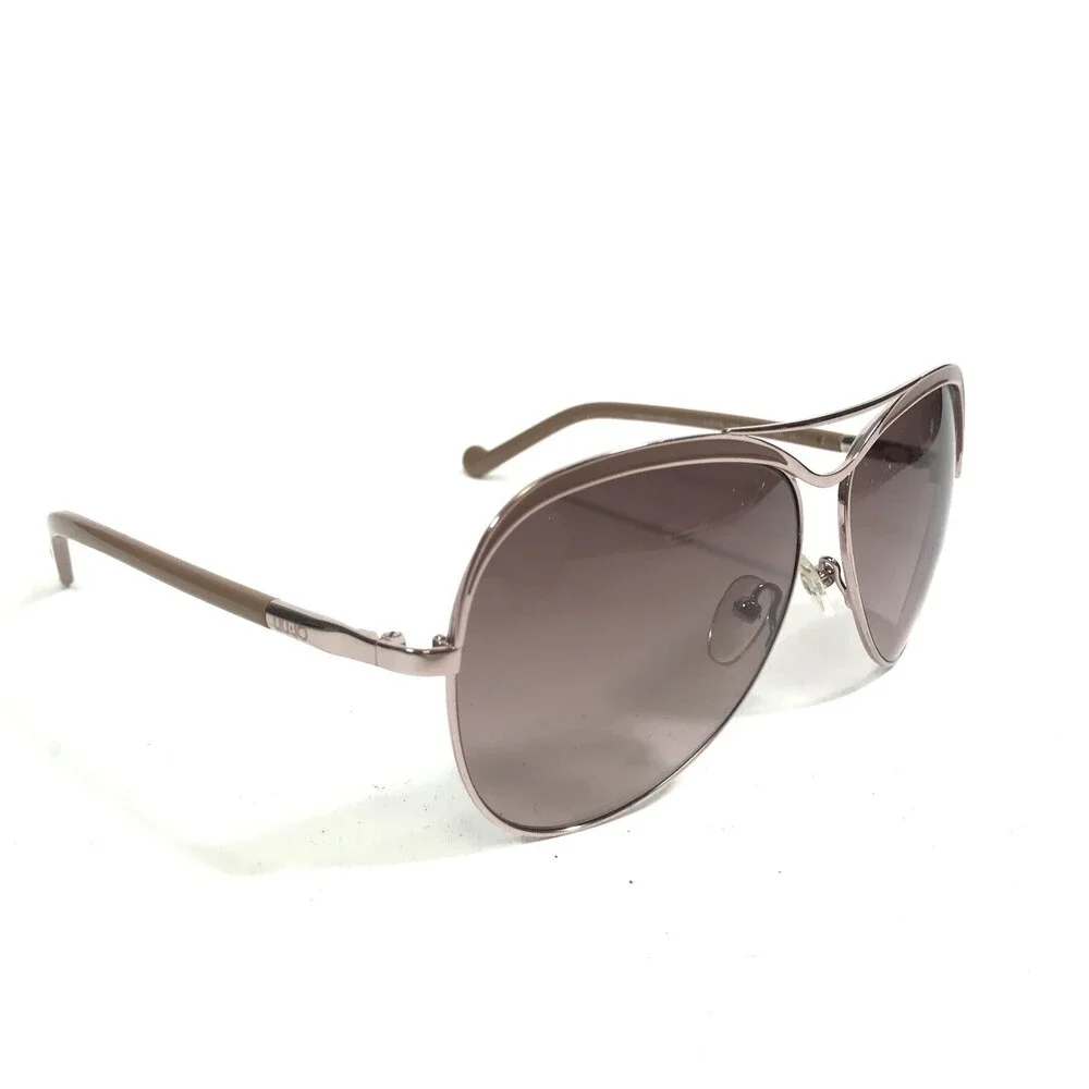Liu Jo left lens